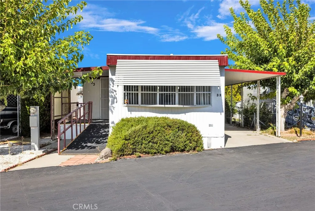 9152 C Ave #33