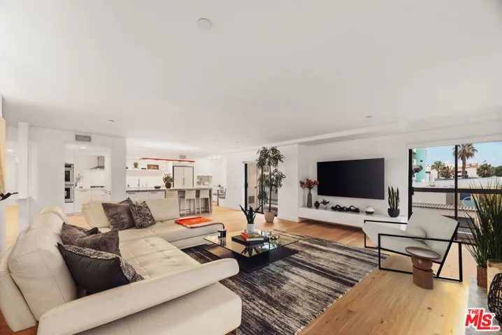 1133 5th Street 204, Santa Monica, California 90403 — photo 5