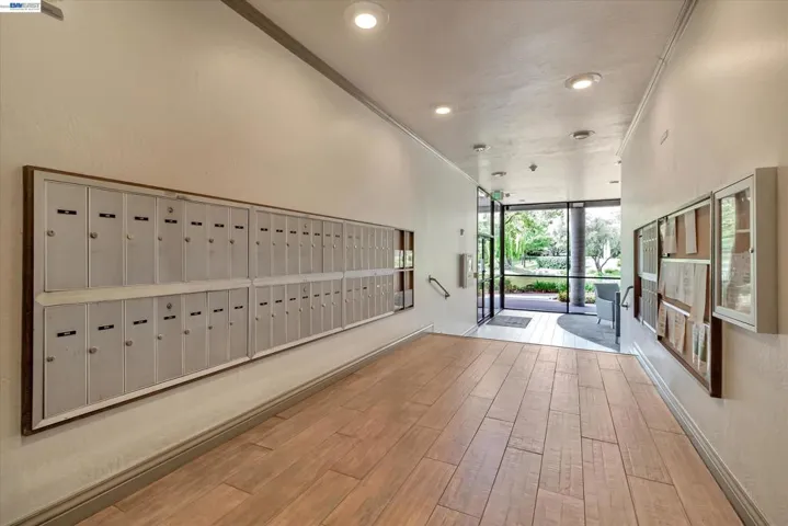 410 N Civic Dr 302, Walnut Creek, California 94596 — photo 5
