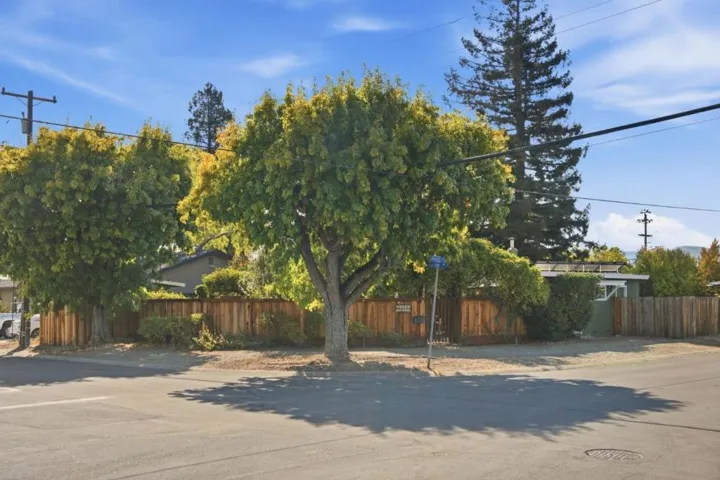14550 Gunston Way, San Jose, California 95124 — photo 4