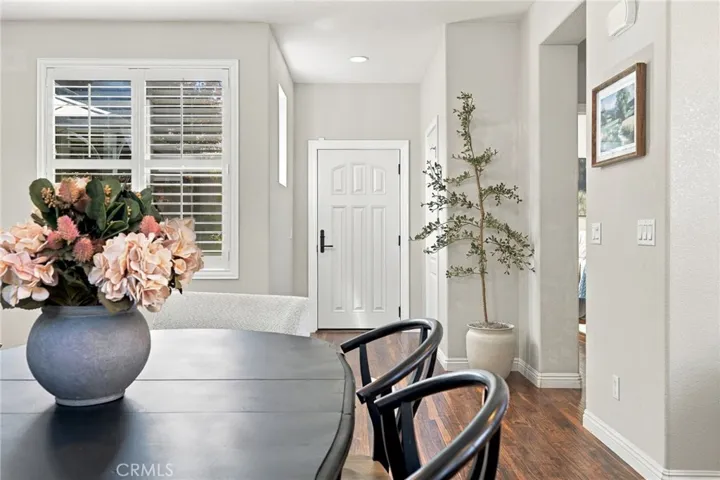 10300 Evora Lane, Bakersfield, California 93306 — photo 4
