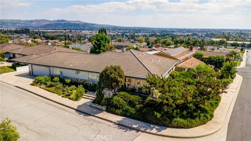201 E Burke Dr, Montebello, California 90640 — photo 5
