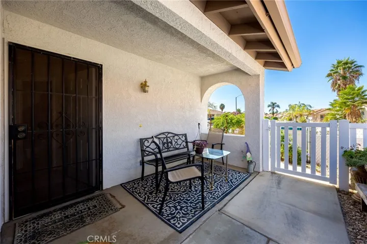 1083 Sombra Way, San Jacinto, California 92582 — photo 4