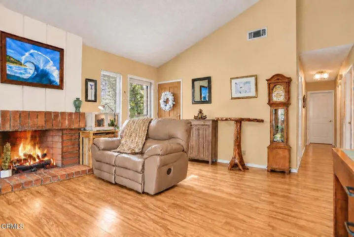 723 Nandina Place, Oxnard, California 93036 — photo 4