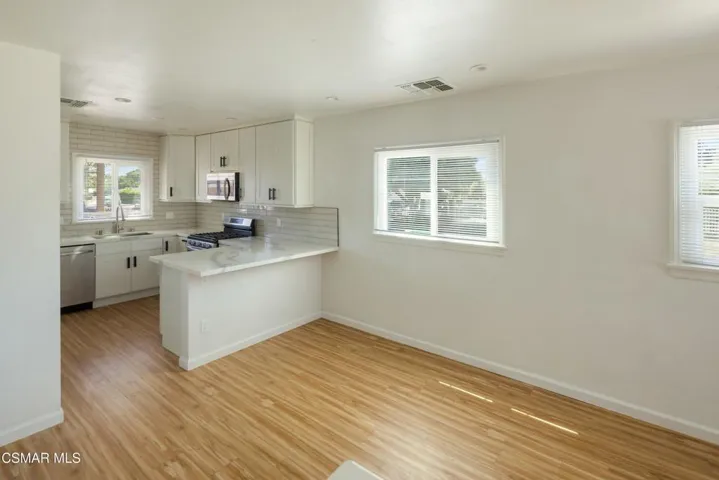 13456 Reedley Street, Panorama City, California 91402 — photo 4