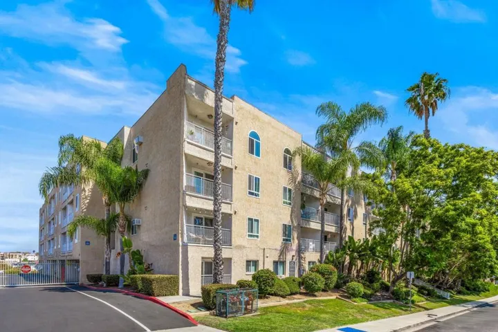 5252 Orange 421, San Diego, California 92115 — photo 4