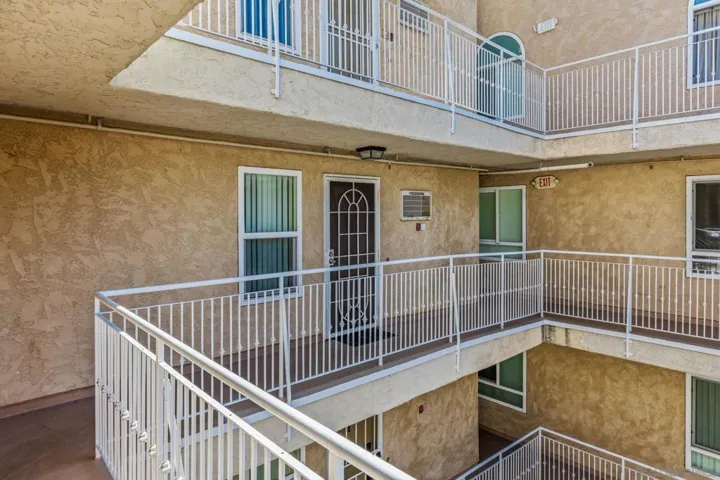 5252 Orange 421, San Diego, California 92115 — photo 5