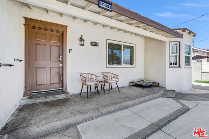 10353 Rincon Avenue, Pacoima, California 91331 — photo 4