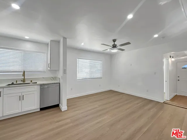 215 1/2 W Plymouth Street, Inglewood, California 90302 — photo 4