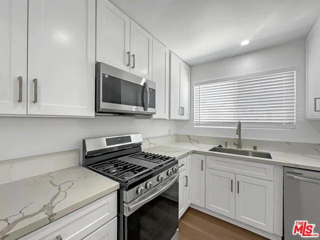 215 1/2 W Plymouth Street, Inglewood, California 90302 — photo 5