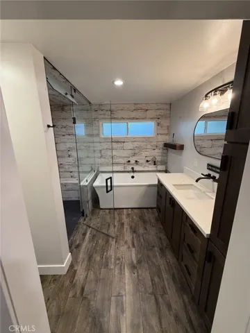 MASTER BATH -STEAM ROOM