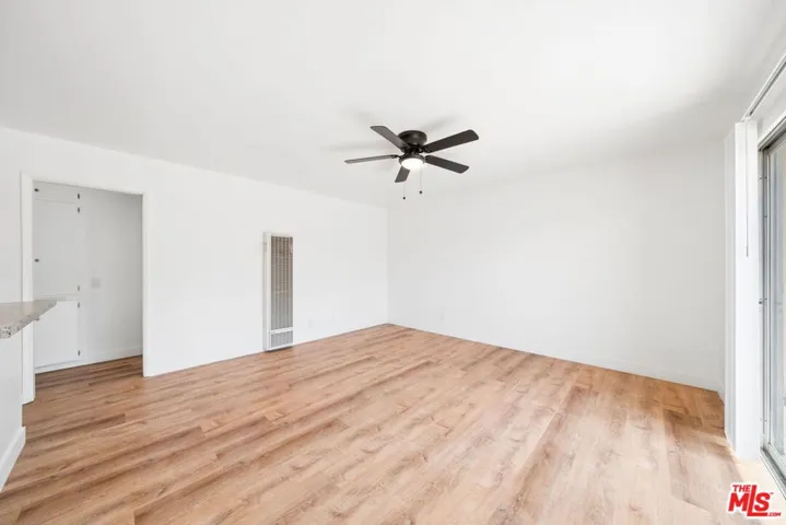 1293 N Garfield Avenue 24, Pasadena, California 91104 — photo 5