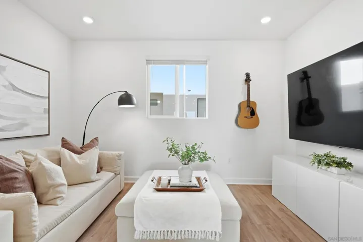 Den/Family/Great Room