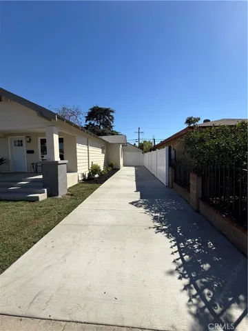 2064 Myrtle, Long Beach, California 90806 — photo 5