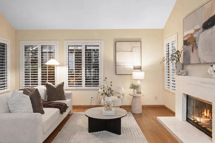 2584 Yerba Bank Court, San Jose, California 95121 — photo 5