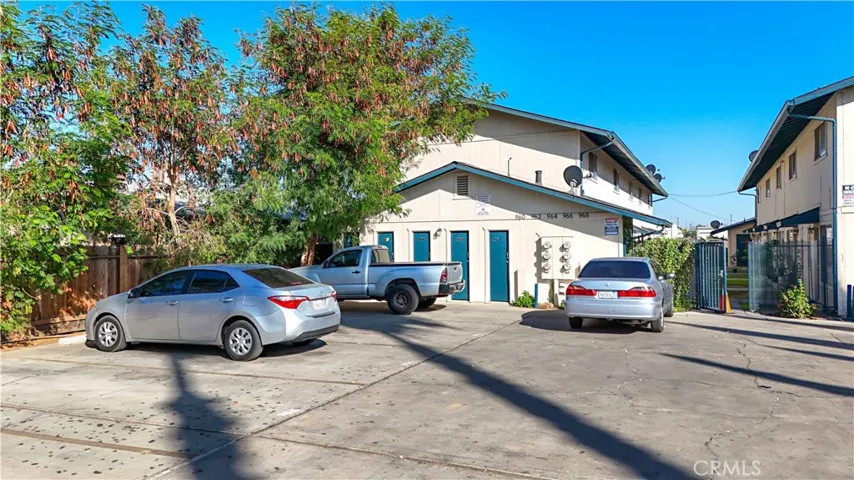 940 K, Merced, California 95341 — photo 4