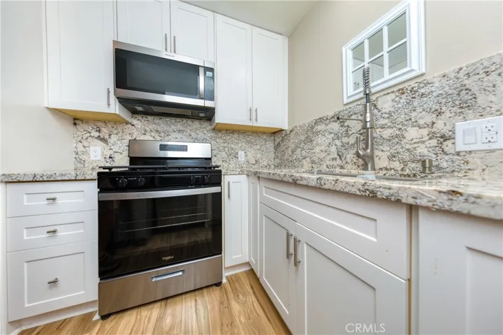 19139 Avenue Of The Oaks, Newhall, California 91321 — photo 5