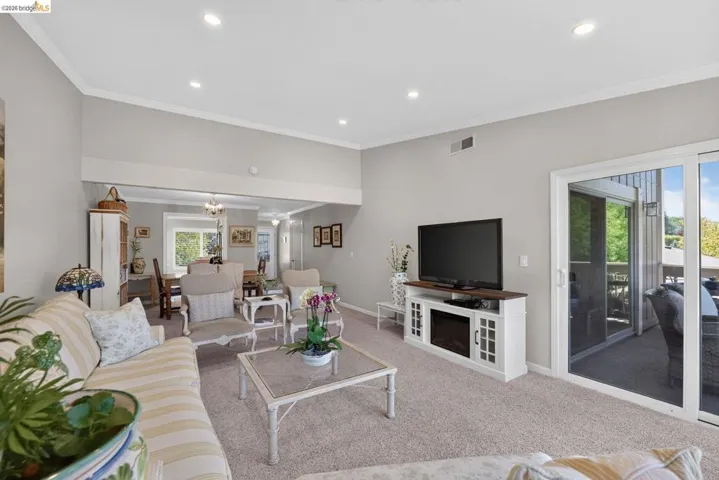 2608 Saklan Indian Drive 3, Walnut Creek, California 94595 — photo 4