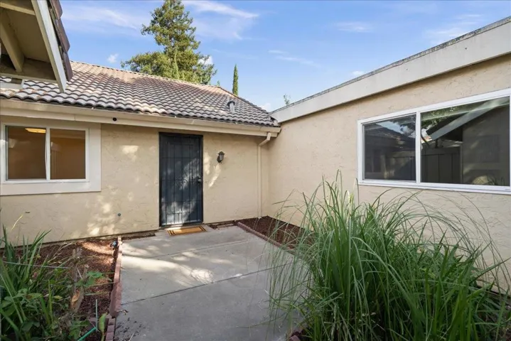 216 Truckee Lane, San Jose, California 95136 — photo 5
