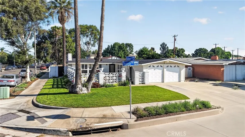 2381 W Transit, Anaheim, California 92804 — photo 5