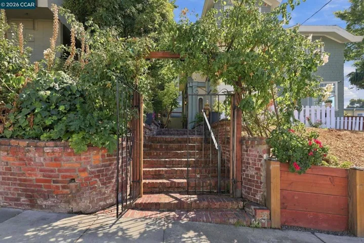430 Adams St, Oakland, California 94610 — photo 5