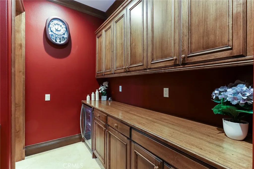 Custom cabinet pantry Custom cabinet pantry