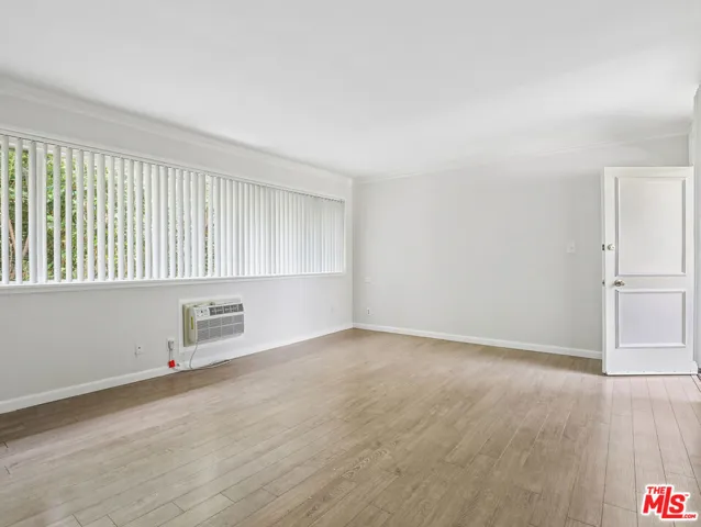 1520 N Hayworth Avenue 17, Los Angeles, California 90046 — photo 5