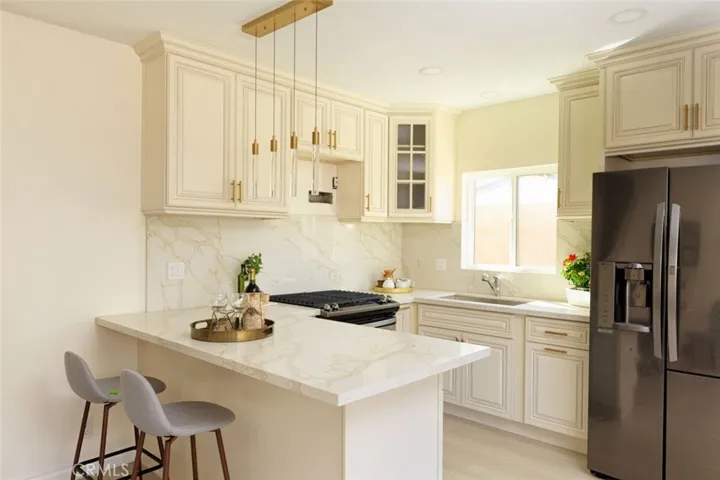 1737 N Lima St, Burbank, California 91505 — photo 5