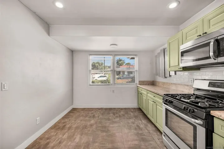 5943 Thorn Street, San Diego, California 92105 — photo 5