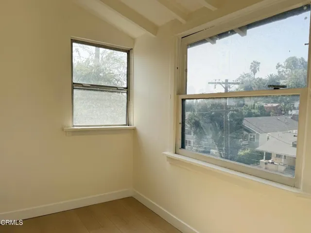 1827 Santa Ynez Street B, Los Angeles, California 90026 — photo 5