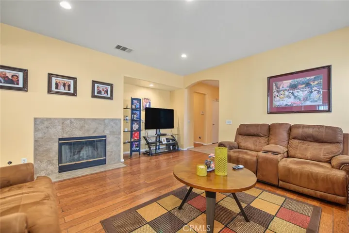 14242 Caballo Ct, Victorville, California 92394 — photo 5