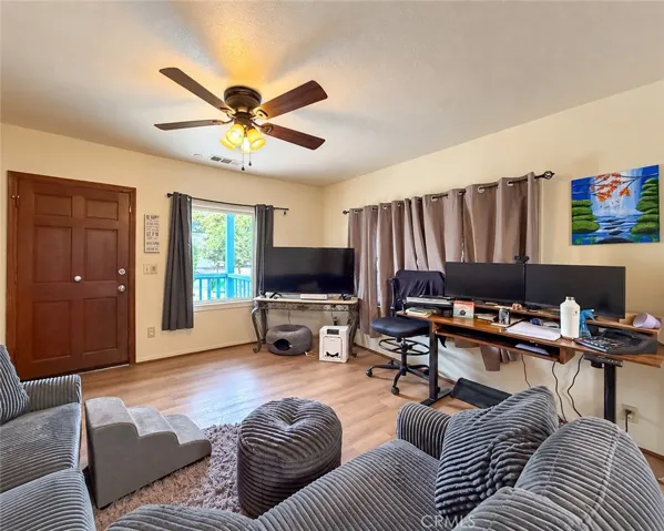637 W 6th, Chico, California 95926 — photo 4