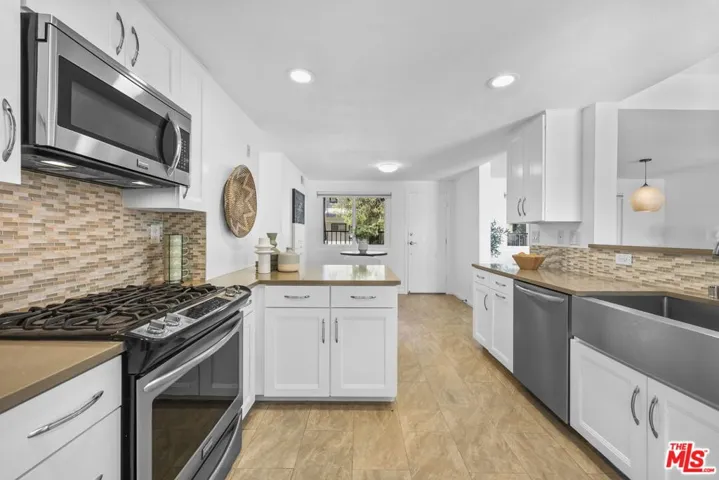 2677 Centinela Avenue 203, Santa Monica, California 90405 — photo 5