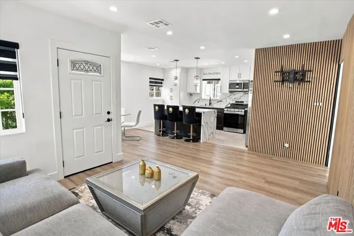 6522 Teesdale Avenue, North Hollywood, California 91606 — photo 4