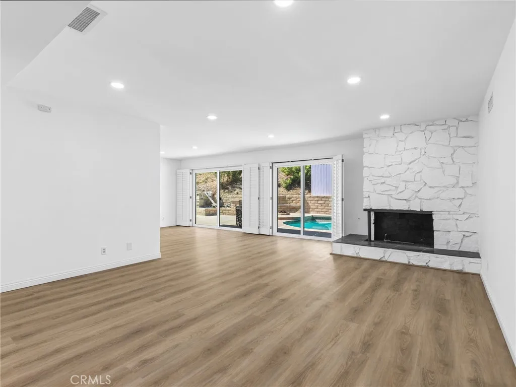 gallery-image 5