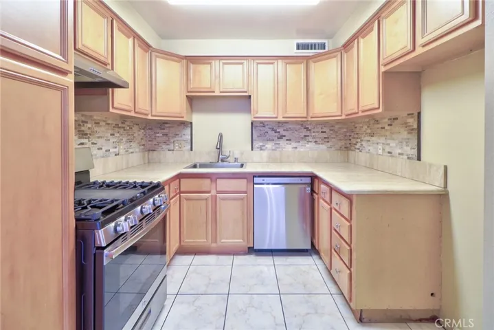 1375 Cypress, San Dimas, California 91773 — photo 4