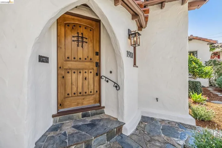 1901 Clemens Rd, Oakland, California 94602 — photo 5