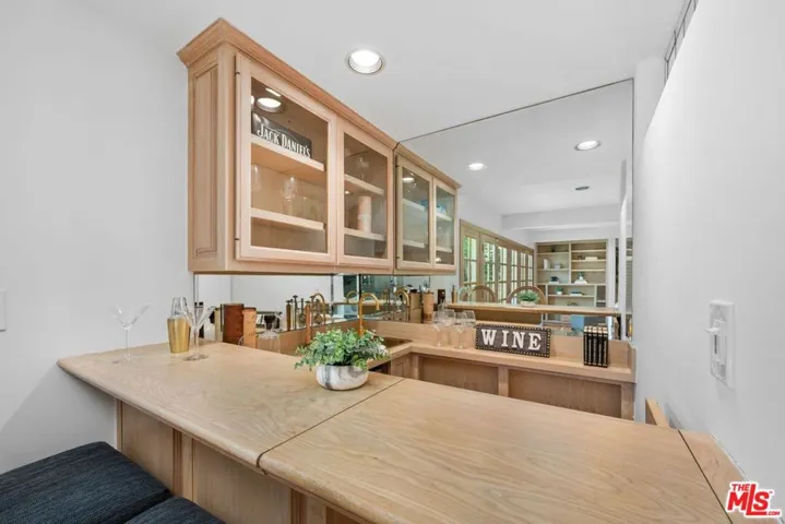 13331 Westcove Drive, Los Angeles, California 90049 — photo 5