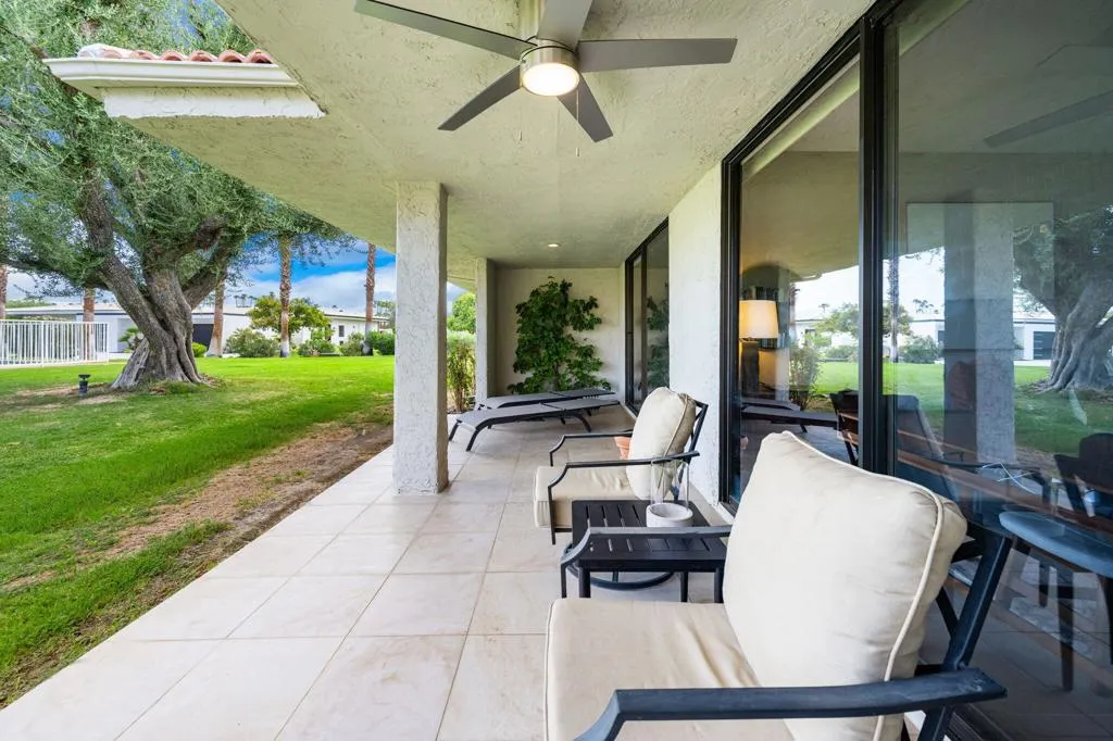 31-web-or-mls-KS_49910Lago_Miller_0826_0