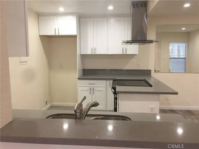 1345 Cabrillo Park, Santa Ana, California 92701 — photo 4