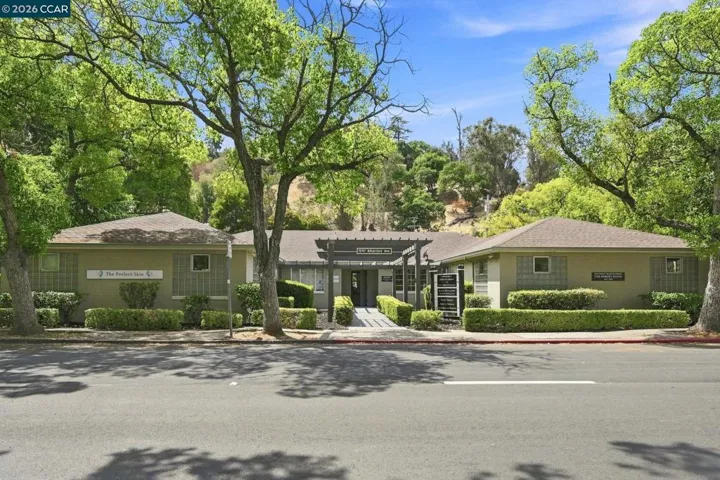 1210 Alhambra Ave, Martinez, California 94553 — photo 5