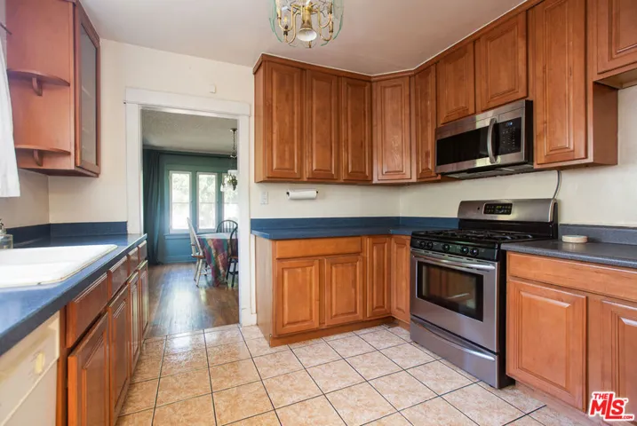 3464 Perlita Avenue, Los Angeles, California 90039 — photo 5
