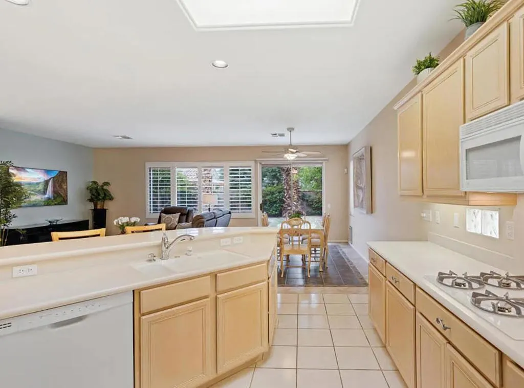 KITCHEN AND DINING