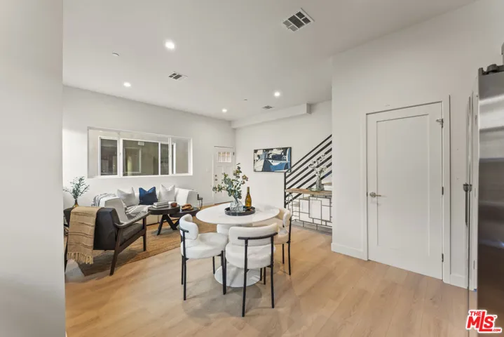 19025 Bassett Street, Los Angeles, California 91335 — photo 5