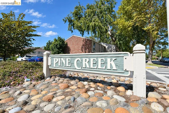 1261 Pine Creek Way C, Concord, California 94520 — photo 4