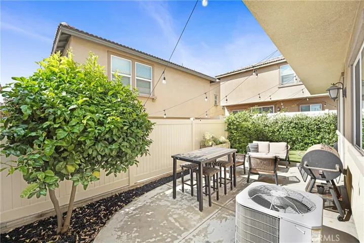 11809 Vienna, Los Angeles, California 90047 — photo 4