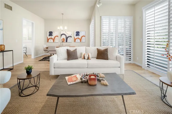1870 Veteran Avenue 101, Los Angeles, California 90025 — photo 4