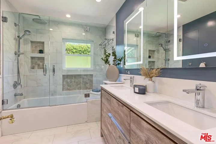 11637 Charnock Road, Los Angeles, California 90066 — photo 5