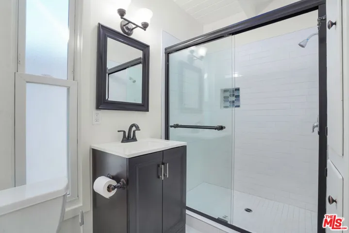 8559 Brier Drive, Los Angeles, California 90046 — photo 4
