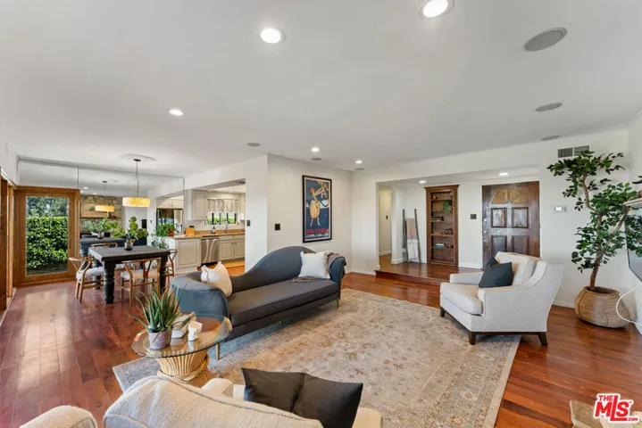 4535 San Blas Avenue, Woodland Hills, California 91364 — photo 4